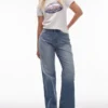 Jeans Topshop a vita media e vestibilità dritta