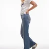 Jeans Topshop a vita media e vestibilità dritta