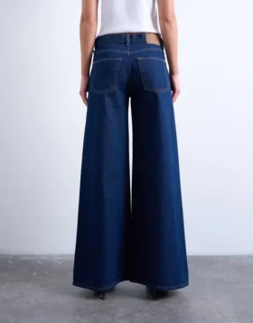 Jeans Tsclara a vita media e gamba larga