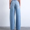 Jeans Tscolumn a vita media e vestibilità dritta