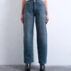 Jeans Tscolumn a vita media e vestibilità dritta