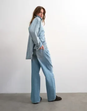 Jeans Tsnora a vita media e vestibilità Barrel