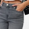 Jeans Vmamara a vita media e vestibilità dritta