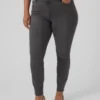 Jeans Vmcfanya a vita media e vestibilità skinny