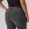 Jeans Vmcfanya a vita media e vestibilità skinny