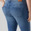 Jeans Vmcfanya a vita media e vestibilità slim