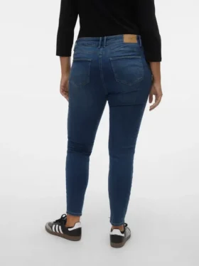 Jeans Vmcsela a vita media e vestibilità slim