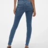 Jeans Vmempower a vita media e vestibilità skinny