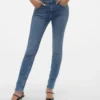 Jeans Vmempower a vita media e vestibilità skinny
