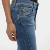 Jeans Vmempower a vita media e vestibilità skinny