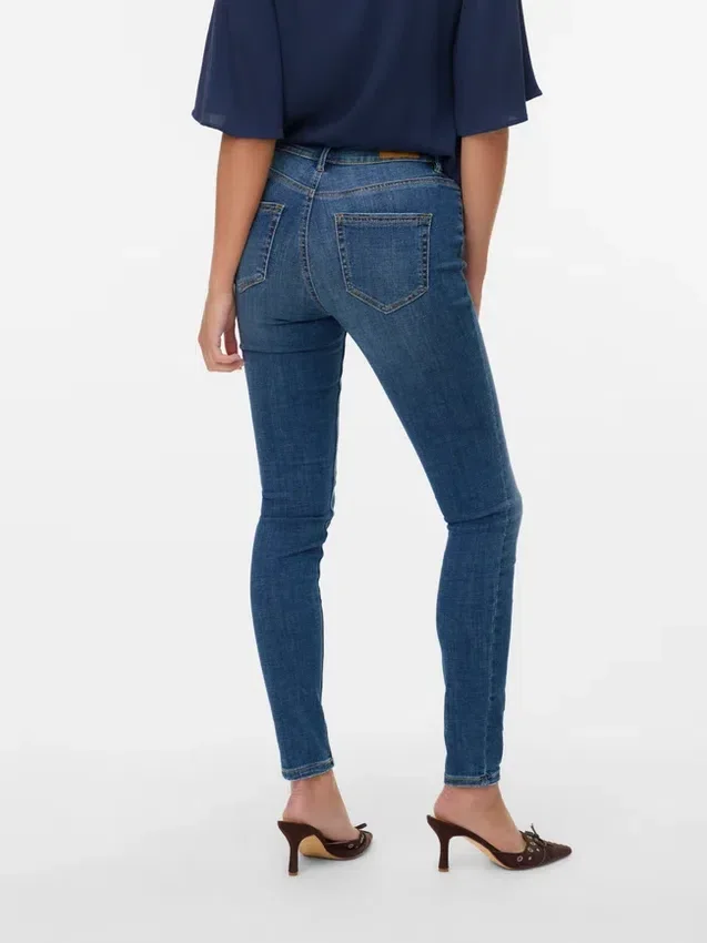 Jeans Vmflash a vita media e vestibilità skinny Jeans Vmflash a vita media e vestibilità skinny