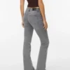 Jeans Vmjean a vita bassa e taglio svasato