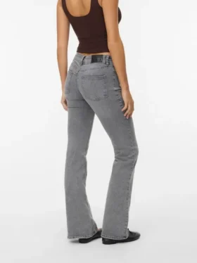 Jeans Vmjean a vita bassa e taglio svasato