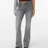 Jeans Vmjean a vita bassa e taglio svasato