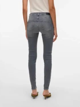 Jeans Vmlux a vita media e vestibilità slim