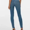 Jeans Vmpaige a vita media e vestibilità skinny Jeans Vmpaige a vita media e vestibilità skinny