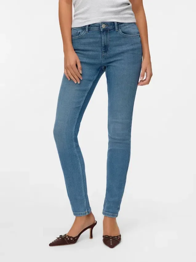 Jeans Vmpaige a vita media e vestibilità skinny Jeans Vmpaige a vita media e vestibilità skinny