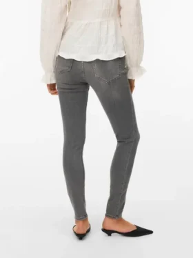 Jeans Vmpolly a vita media e vestibilità skinny