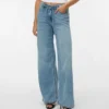 Jeans Vmremy a vita media e vestibilità dritta