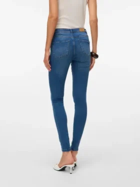 Jeans VMTanya a vita media e vestibilità skinny