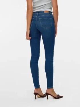 Jeans VMTanya a vita media e vestibilità skinny