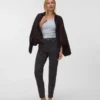 Jeans Vmtessa a vita alta con vestibilità Mom Jeans Vmtessa a vita alta con vestibilità Mom
