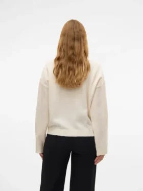 Maglia di maglieria a collo alto dalla vestibilità regolare
