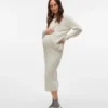Maglia di maglieria dal taglio regolare con scollo rotondo e polsini a costine