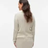 Maglia di maglieria dal taglio regolare con scollo rotondo e polsini a costine