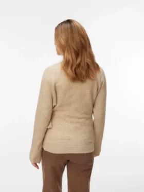Maglione a collo a V dalla vestibilità regolare