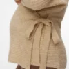 Maglione a collo a V dalla vestibilità regolare