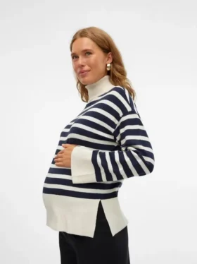Maglione a collo alto dalla vestibilità standard