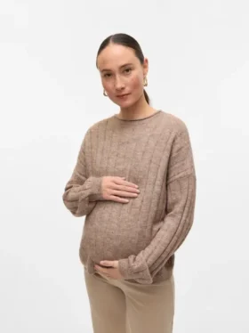 Maglione a collo rotondo dalla vestibilità regolare