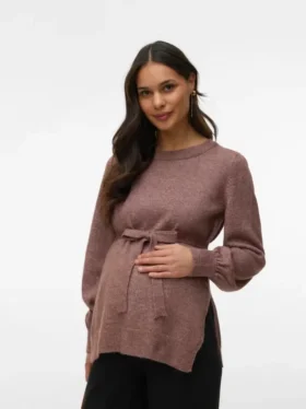 Maglione a collo rotondo dalla vestibilità regolare
