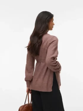 Maglione a collo rotondo dalla vestibilità regolare