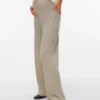 Pantaloni a gamba larga