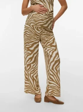 Pantaloni a gamba larga