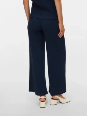 Pantaloni a gamba larga