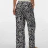Pantaloni a gamba larga