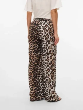 Pantaloni a gamba larga