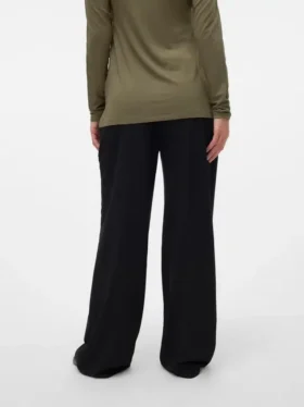 Pantaloni a gamba larga