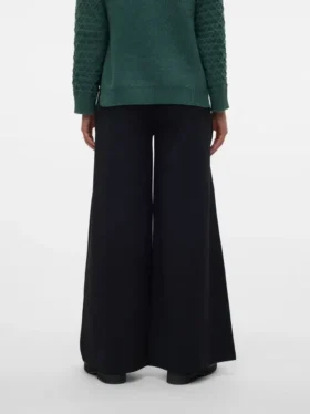 Pantaloni a gamba larga