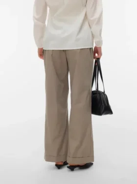 Pantaloni a gamba larga