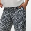 Pantaloni a gamba larga