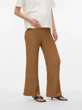 Pantaloni a vita alta con taglio svasato