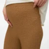 Pantaloni a vita alta con taglio svasato