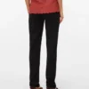 Pantaloni a vita alta e vestibilità regolare
