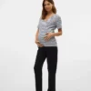 Pantaloni a vita alta e vestibilità regolare
