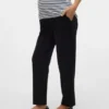 Pantaloni a vita alta e vestibilità regolare
