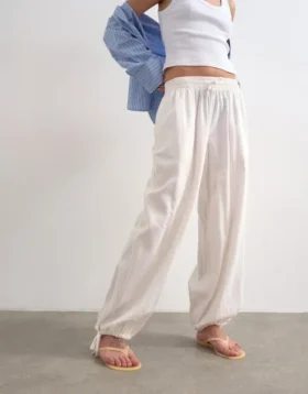 Pantaloni a vita alta Tsbeate